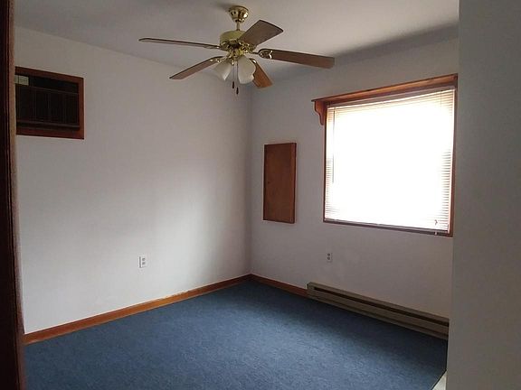 4th image of 1275 Kensington Dr
