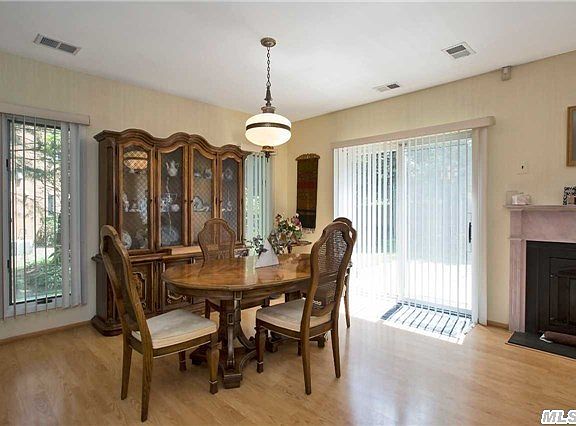 4th image of 13 Kristin Ln