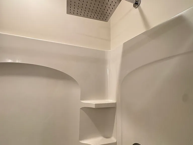 1070 Coldstream Dr — Photo 17