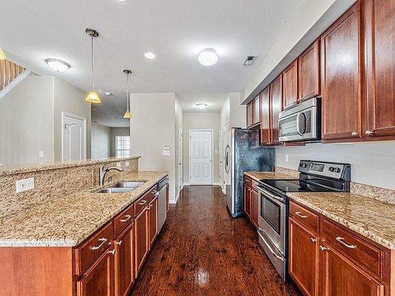 5th image of 4009 Abercorn Dr