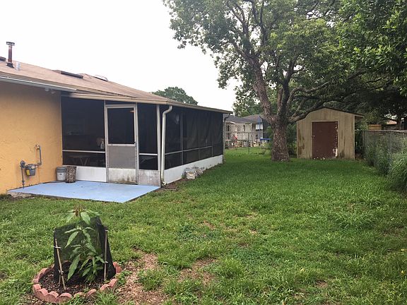 4th image of 214 Meadow Hills Dr