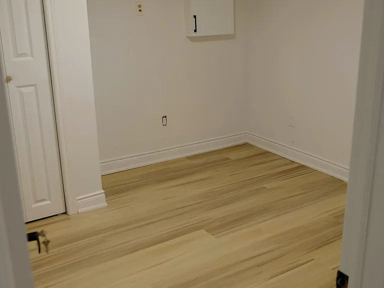 118 Sackville St #LOWER — Photo 7
