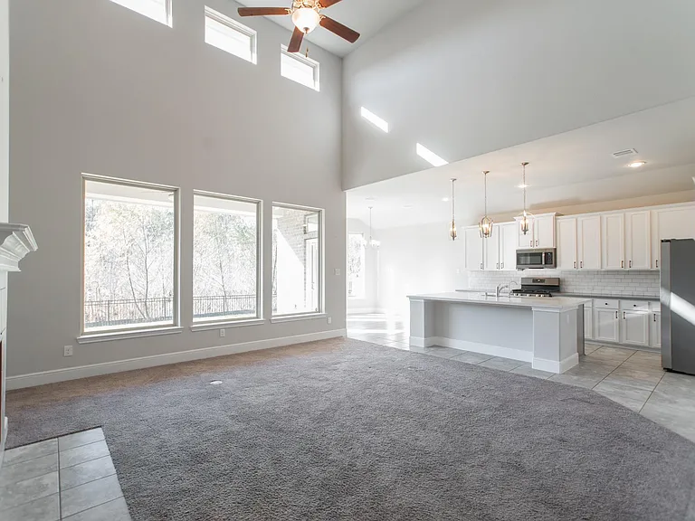10054 Preserve Way — Photo 8