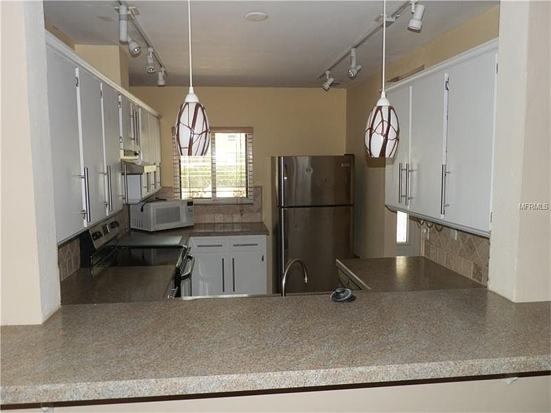 2nd image of 2395 Antilles Dr