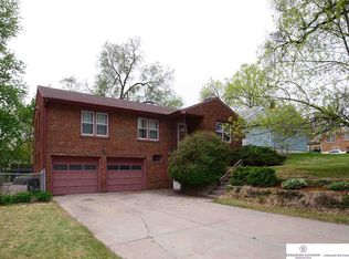 5045 Evans St, Omaha, NE 68104