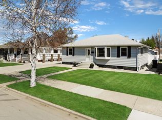 1130 1st Ave E, Williston, ND 58801