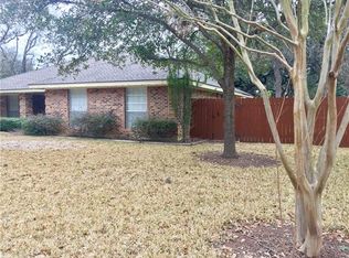 6906 Range Oak Cir, Austin, TX 78749