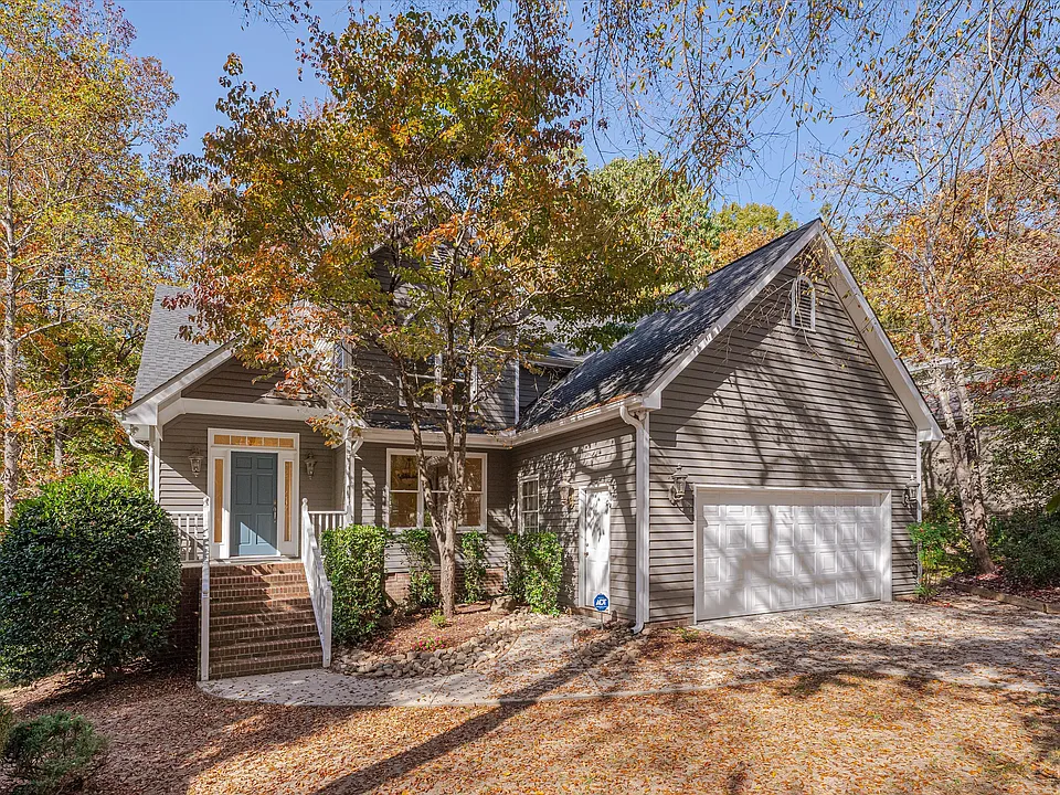 108 Helmsdale Dr