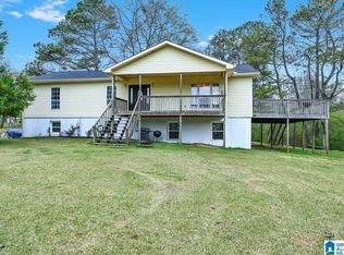670 6th St, Hayden, AL 35079