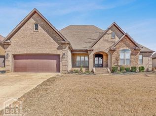 2216 Williamsburg Dr, Jonesboro, AR 72404
