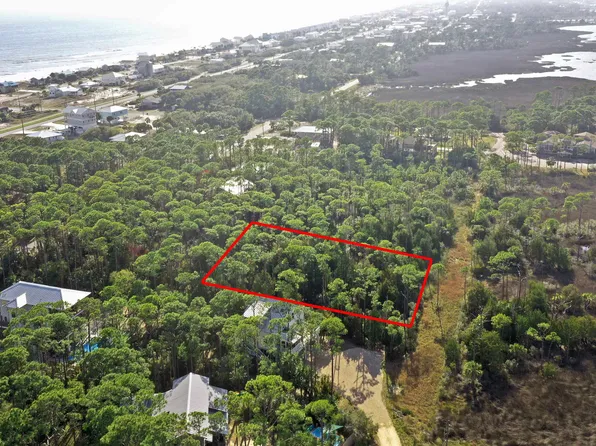 578 E Bay Shore Dr, Eastpoint, FL 32328