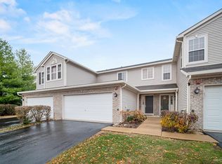 1826 Candlelight Cir #1826, Montgomery, IL 60538