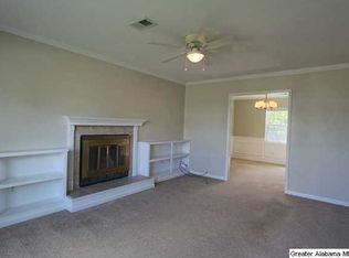 136 Bluegrass Dr, Alabaster, AL 35007