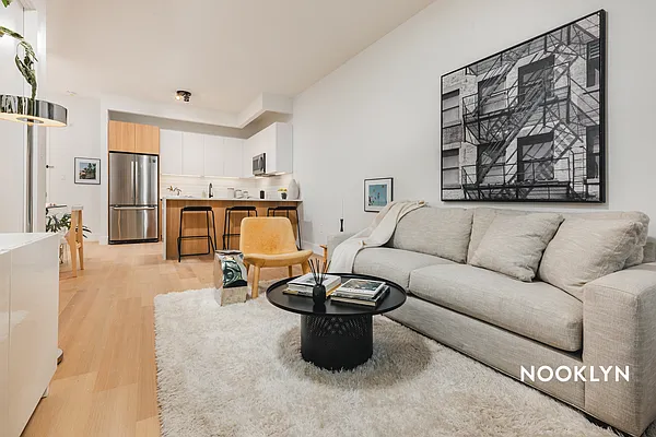 Rented by Nooklyn NYC LLC | media 30