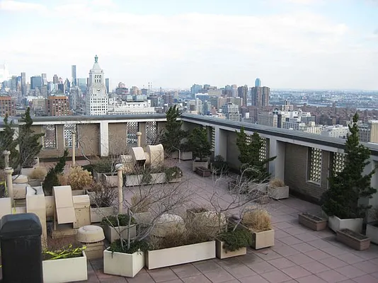 Rented by Brown Harris Stevens | media 44