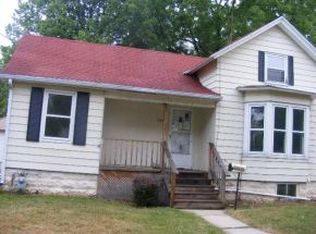 1109 N Oneida St, Appleton, WI 54911