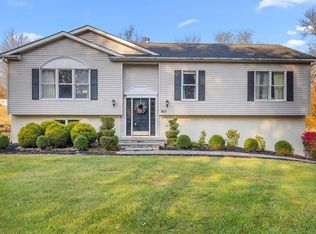 80 Moores Hill Rd, New Windsor, NY