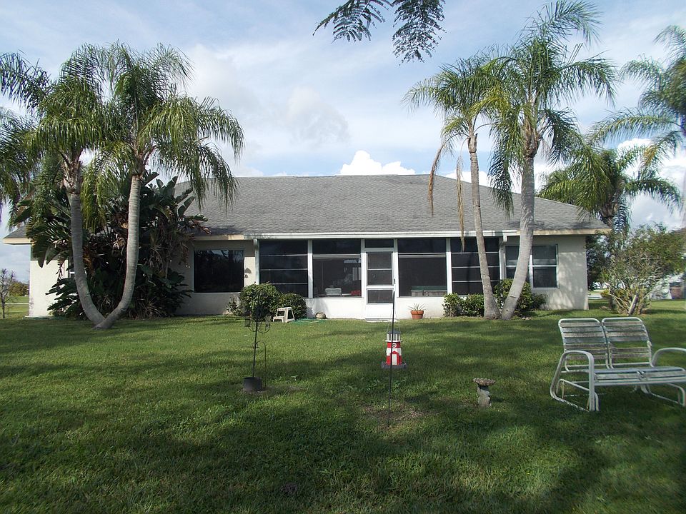 2nd image of 1240 SE 23rd St