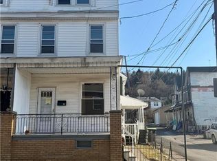 226 W 6th St, Mount Carmel, PA