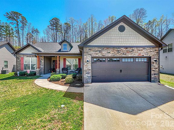 2nd image of 153 Water Leaf Dr