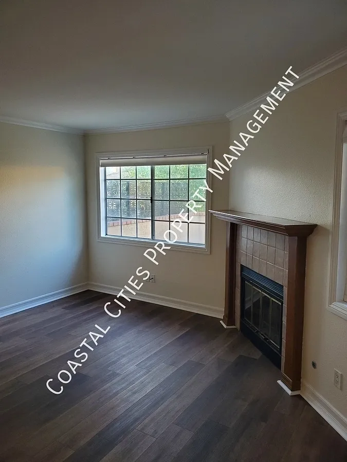 3 bed, 2.5 bath, 1286 sqft, $3,150 — Photo 4