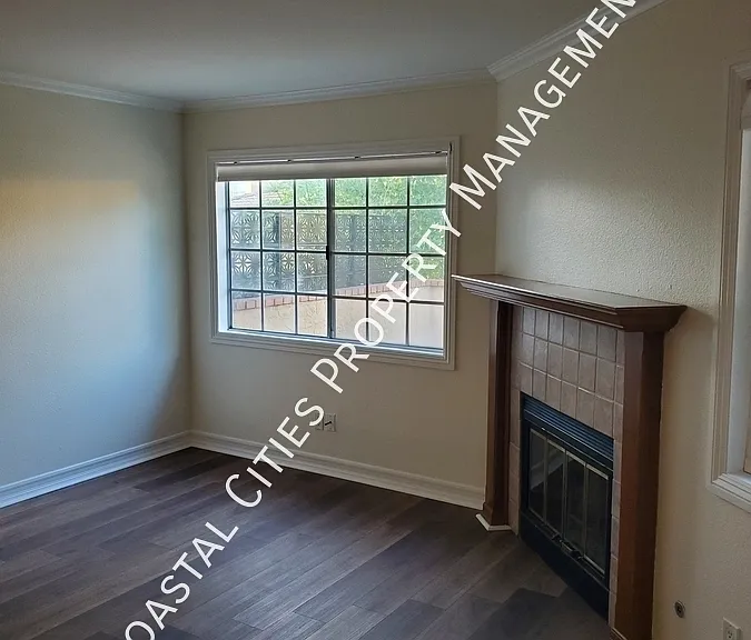 10020 1/2 Base Line Rd #1 — Photo 4