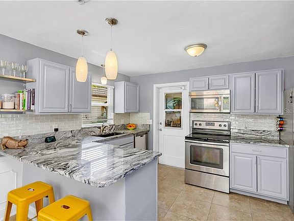5th image of 4613 Tinsley Dr