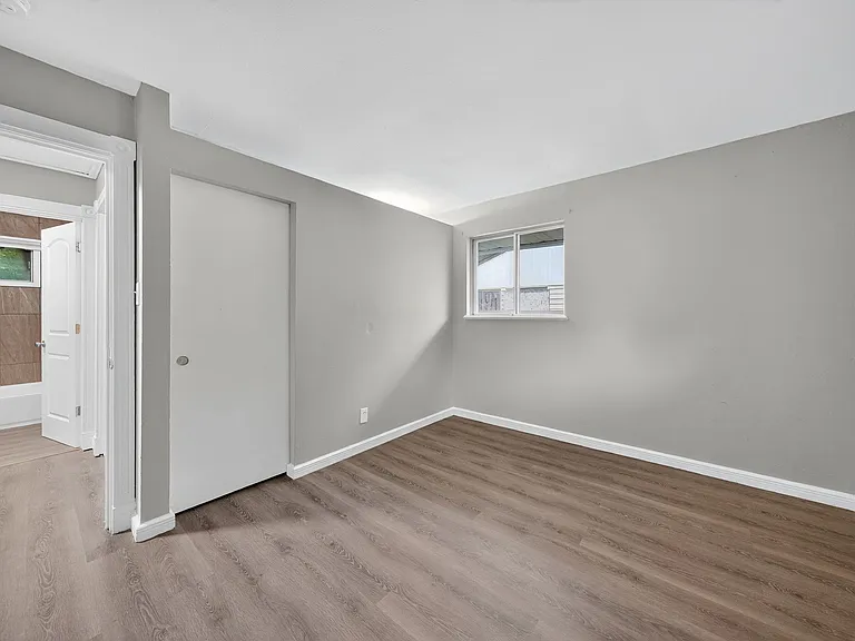 120 McAlpine Dr — Photo 14