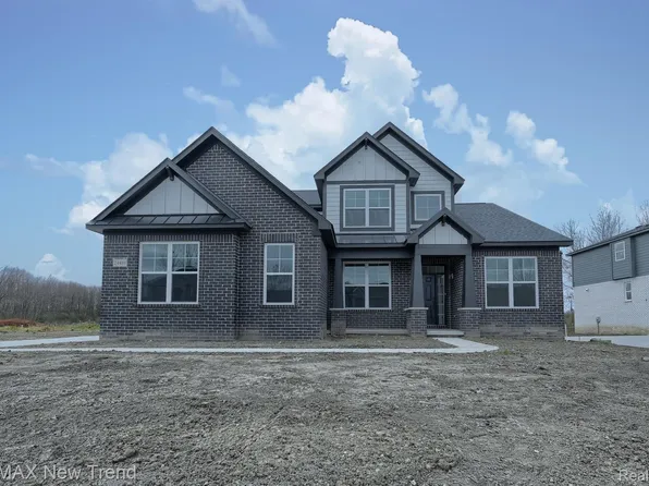 24459 Sheringham Dr, South Lyon, MI 48178