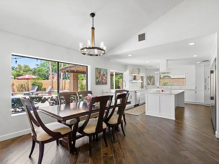 10628 E Cinnabar Ave — Photo 9