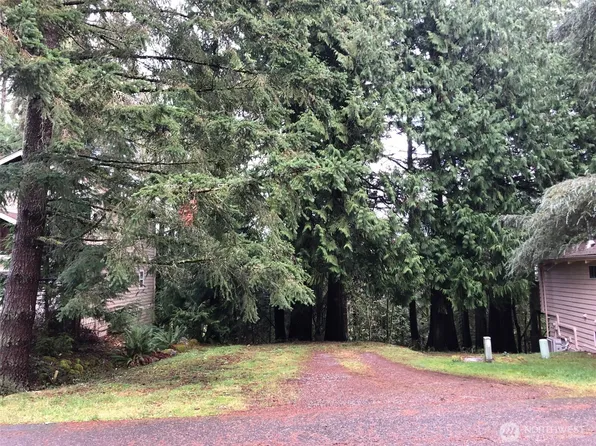 15 A North Summit Drive, Bellingham, WA 98229