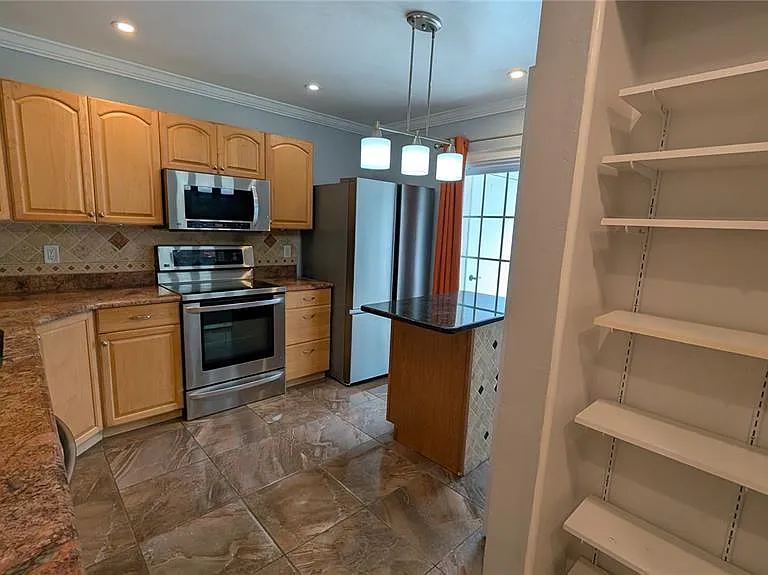 4000 Poinciana Ct — Photo 10