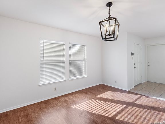5th image of 7334 Arbeth Pl