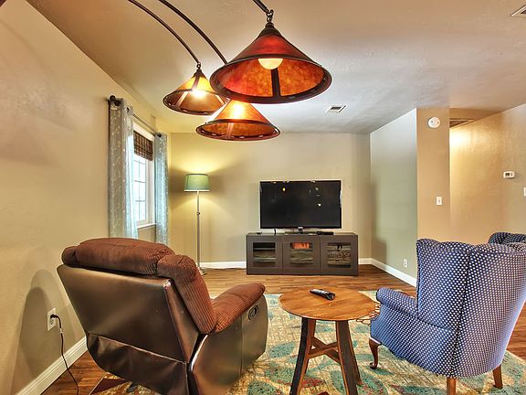 5th image of 5620 Beauchamp Ct