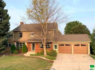 1001 2nd Ave SW, Le Mars, IA 51031