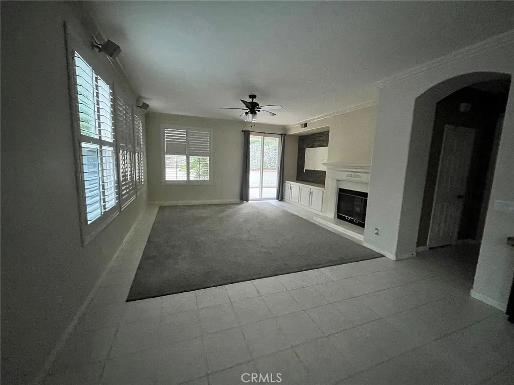 4 bed, 3025 sqft, $3,700 — Photo 4