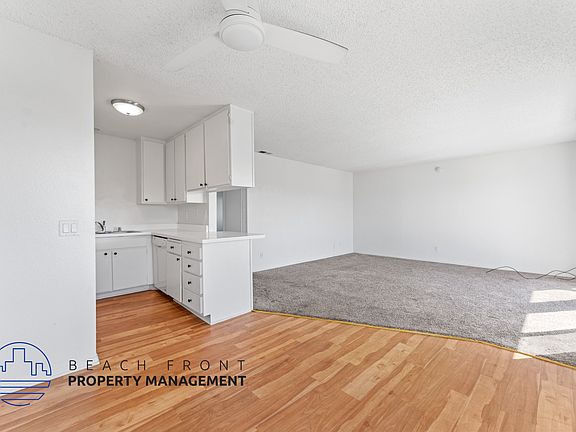3rd image of 9842 Hamilton Ave APT 25