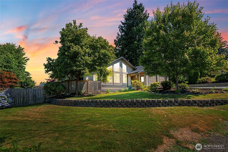 3rd image of 26716 NE Cherry Street