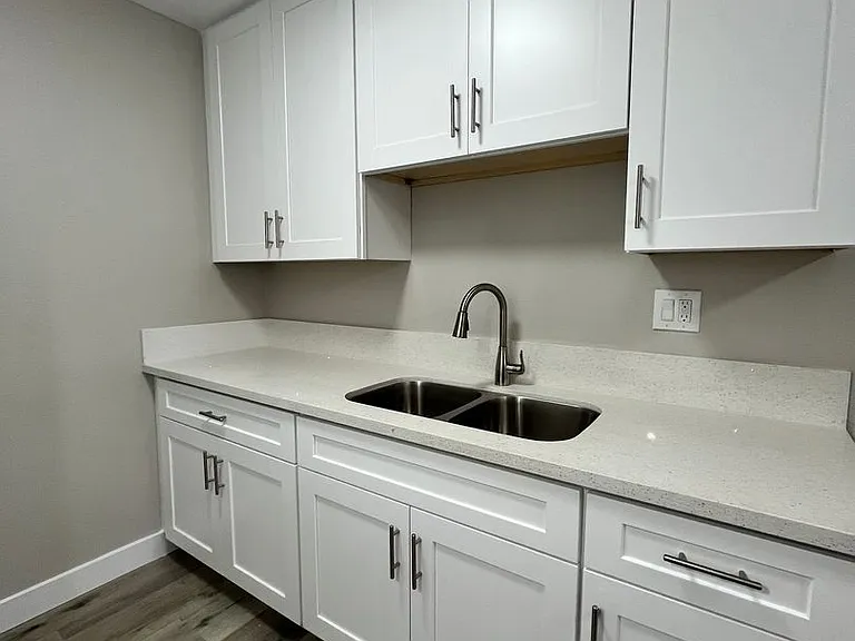 0033 BERRO ASSETS BUILDING — Photo 12
