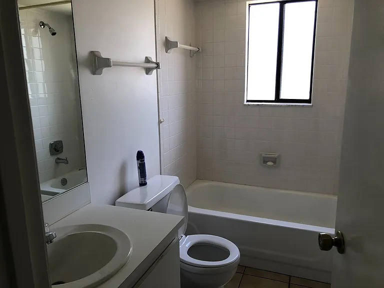 11890 Sturbridge Ln — Photo 5