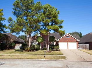 507 Knoll Forest Dr, Sugar Land, TX 77479