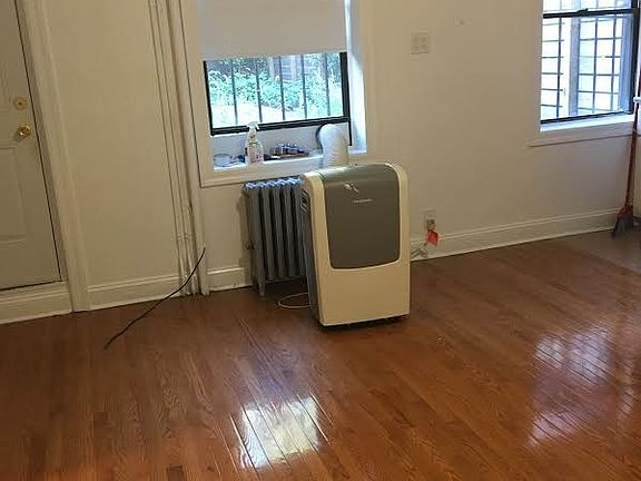 3rd image of 373 Grand Ave APT 4