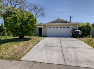 4246 Galbrath Dr, North Highlands, CA