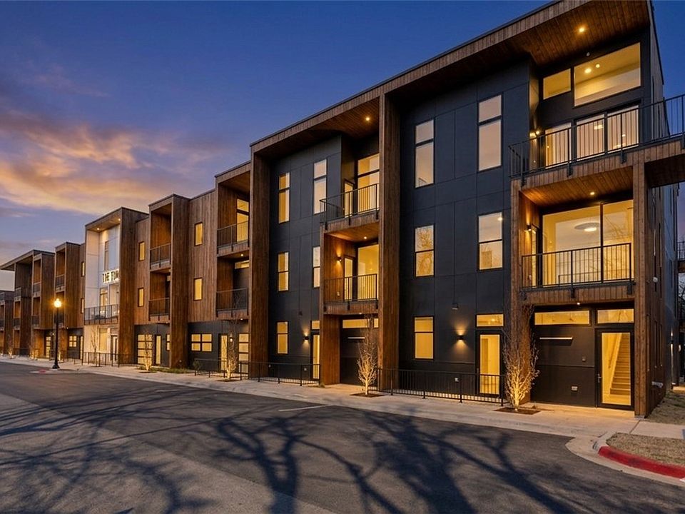 1st image of 905 SE 4th St #309
