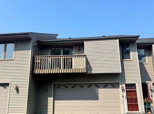 7404 Colosseum Dr, Rockford, IL 61107