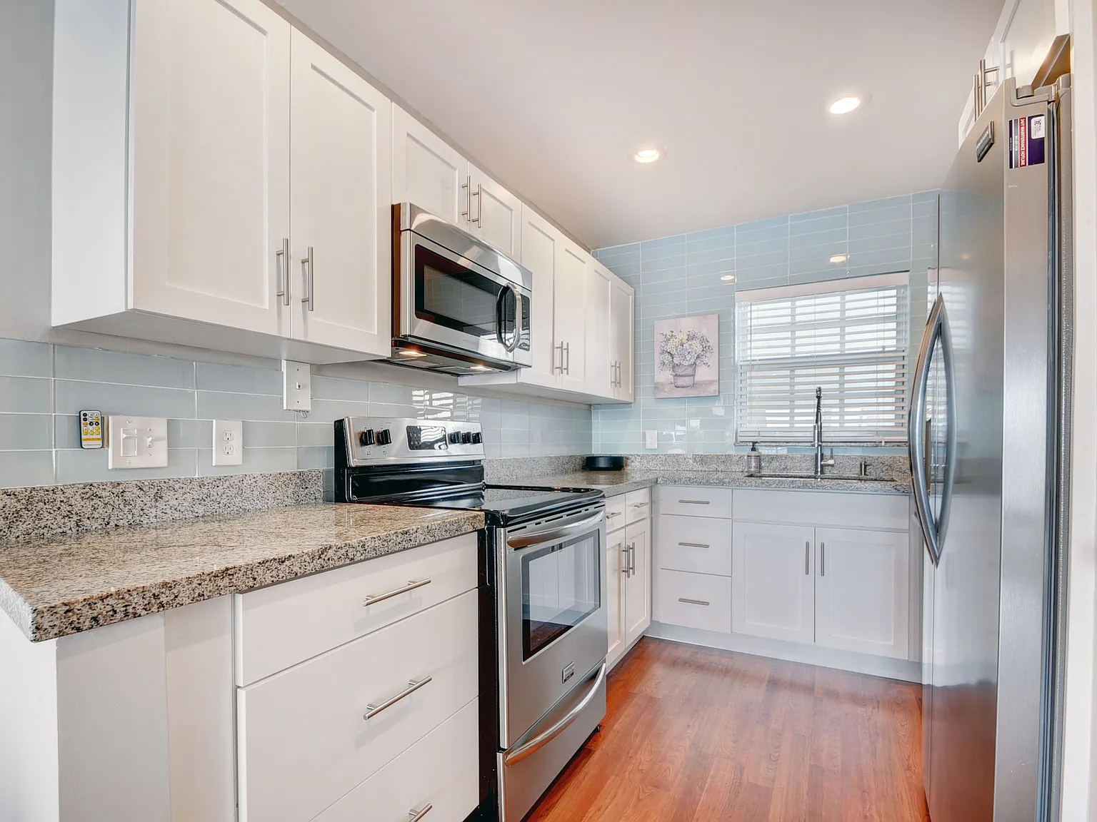 410 Wilma Circle - 204 — Photo 3