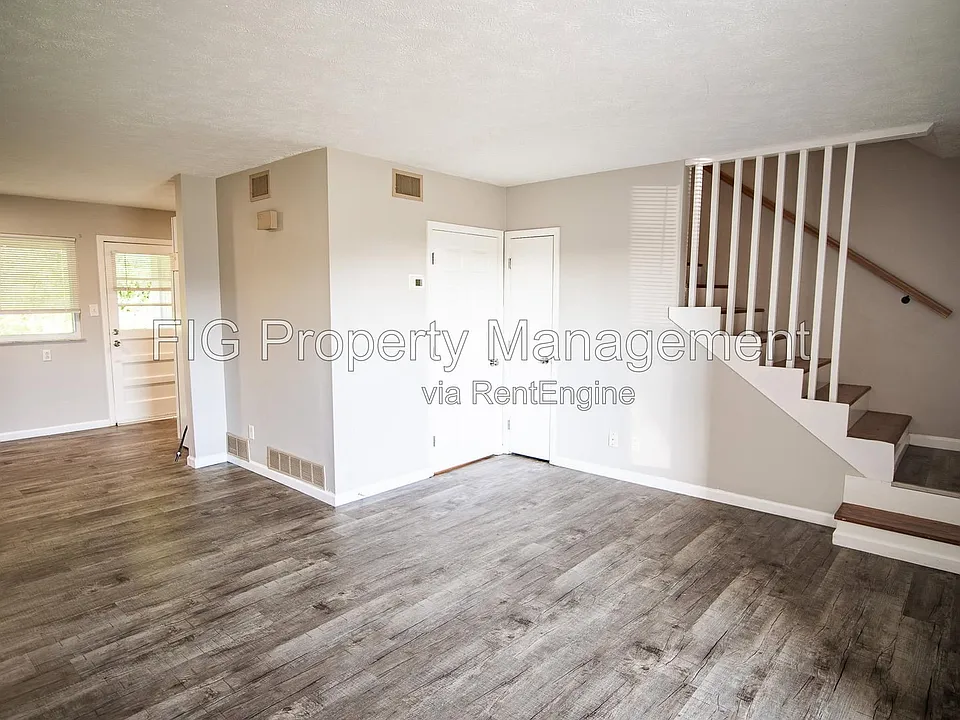 5401 Scenicwood Rd #13