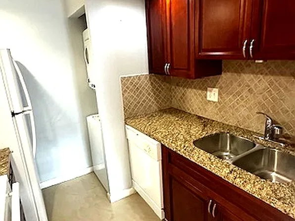 10176 Twin Lakes Dr #13-C, Coral Springs, FL 33071