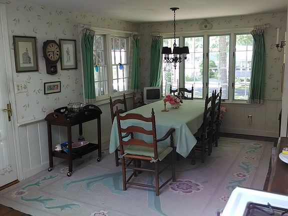 Large Country Kitchen