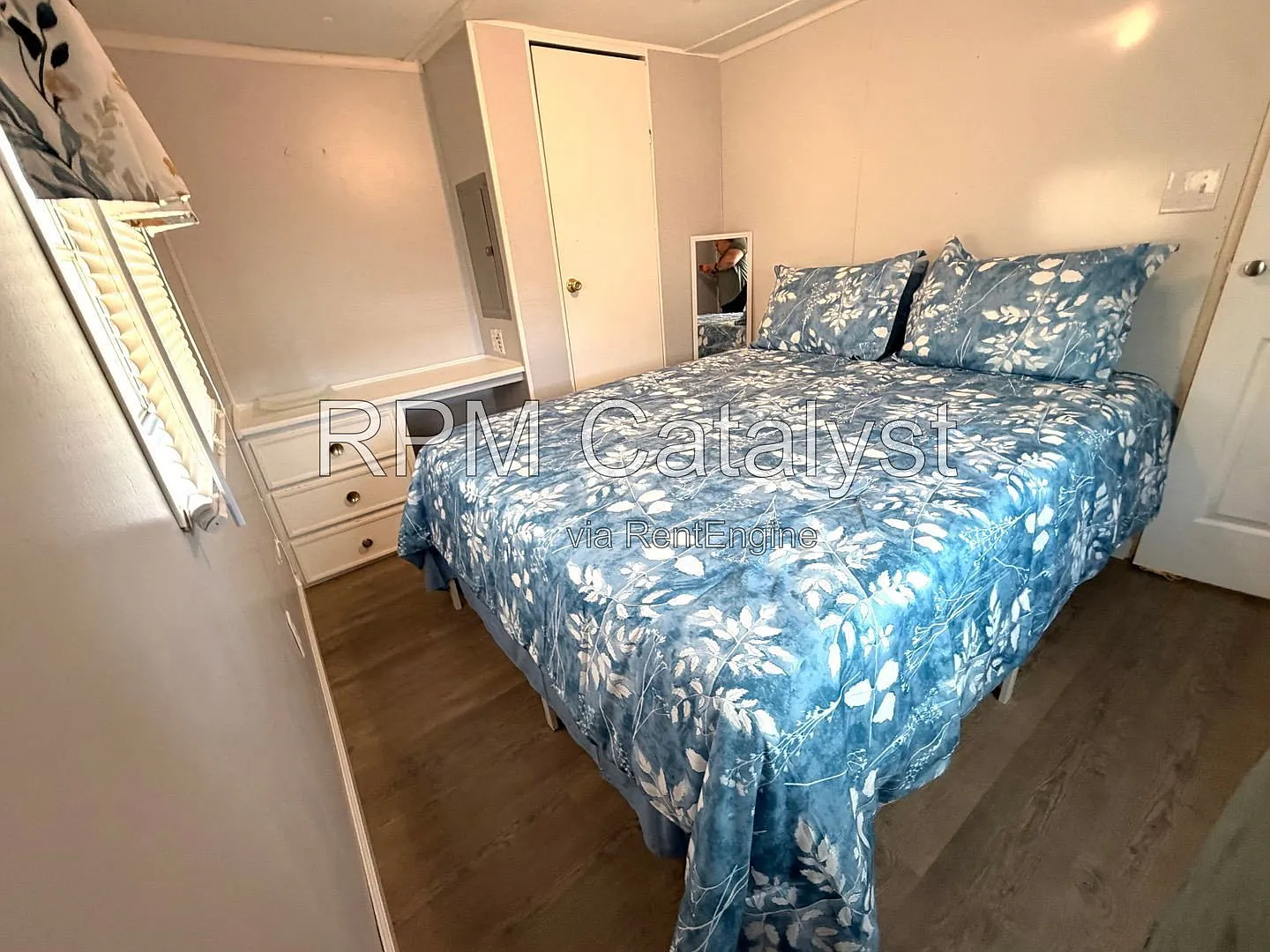 2 bed, 1.0 bath, 800 sqft, $2,000 — Photo 4